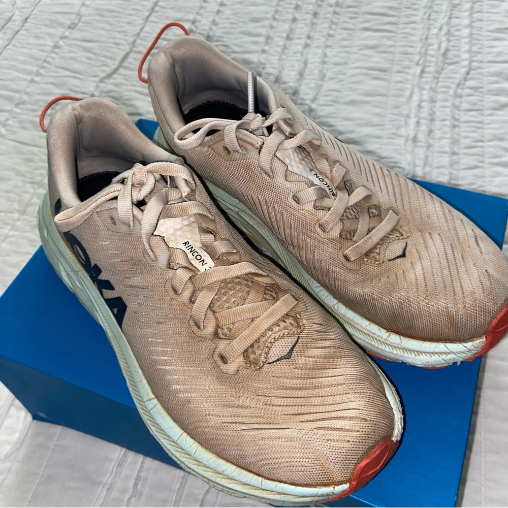 HOKA Rincon 3 Running Shoes STAINED women’s 5